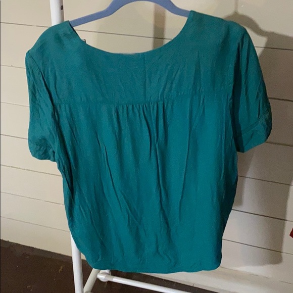 Hinge blouse - Picture 3 of 3